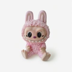 Фигурка из мастики "Лабубу розовый" 